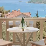 Pilos 3* Turunç