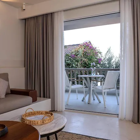 Pilos 3* Turunç