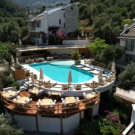 Pilos Hotel 3*