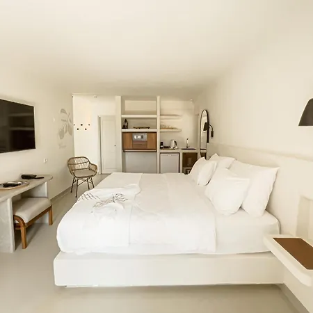 Hotel Pilos 3*